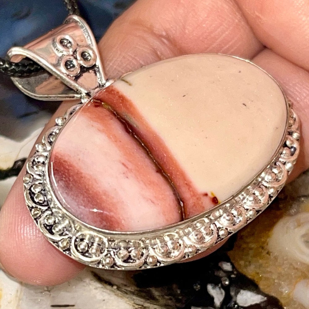 Cream - Burgundy Mookaite Pendant 1 1/2”x 1 1/2”